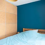Apartment Of 26 M2 Near The Park Of Belleville